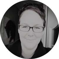 Go to the profile of Caroline Hunter